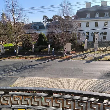 Nemeth Nyaralo 2 * קסזטלי