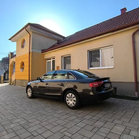 Nemeth Nyaralo 2 Apartment